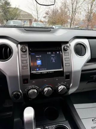 2014 Toyota Tundra SR5