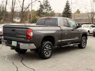 2014 Toyota Tundra SR5