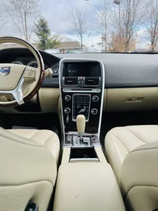 2012 Volvo XC60 3.2 Premier Plus