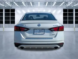 Nissan Altima 2021 AWD 2.5 Platinum 4dr Sedan