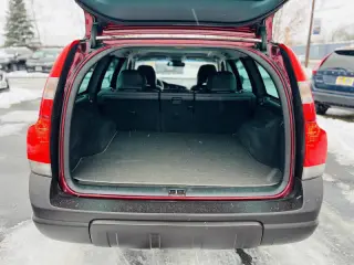 2004 Volvo XC70