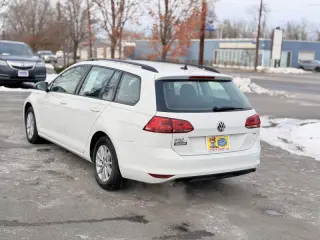 2016 Volkswagen Golf SportWagen TSI S