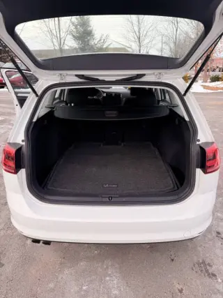 2016 Volkswagen Golf SportWagen TSI S