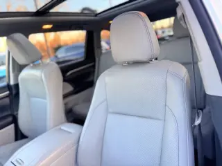 2016 Toyota Highlander Limited Platinum