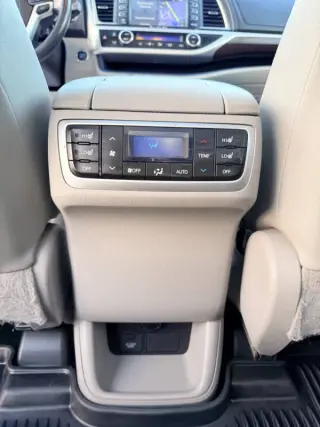 2016 Toyota Highlander Limited Platinum
