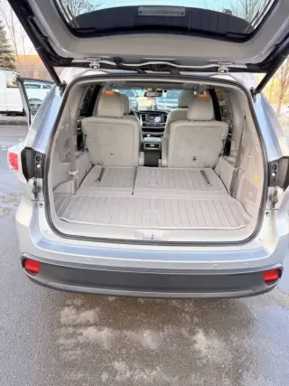 2016 Toyota Highlander Limited Platinum