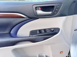 2016 Toyota Highlander Limited Platinum