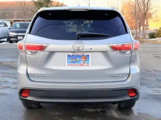 2016 Toyota Highlander Limited Platinum