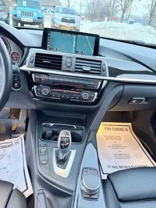 2017 BMW 3 Series 330i xDrive