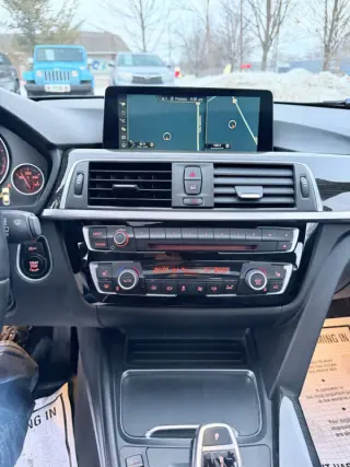 2017 BMW 3 Series 330i xDrive