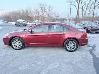 2013 Chrysler 200 Limited