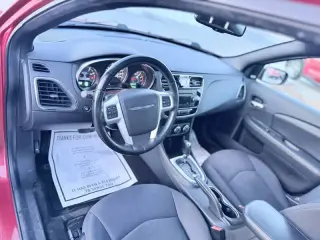 2013 Chrysler 200 Limited
