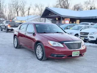 2013 Chrysler 200 Limited