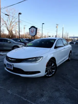 2015 Chrysler 200 S