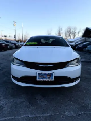 2015 Chrysler 200 S