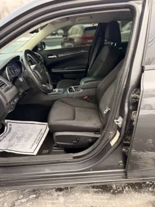 2019 Chrysler 300 Touring