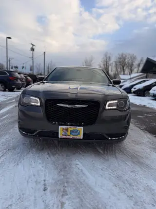 2019 Chrysler 300 Touring