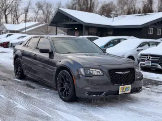 2019 Chrysler 300 Touring
