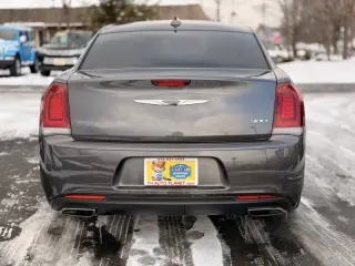 2019 Chrysler 300 Touring