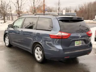2015 Toyota Sienna LE 8-Passenger