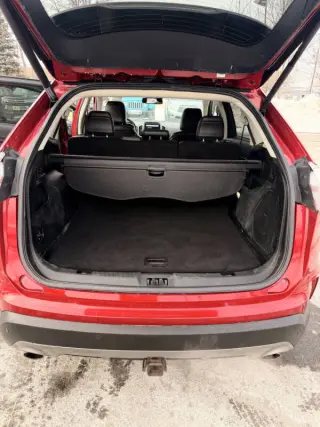 2021 Ford Edge Titanium