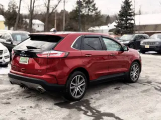2021 Ford Edge Titanium