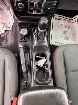 2021 Jeep Gladiator Willys Sport