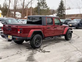 2021 Jeep Gladiator Willys Sport