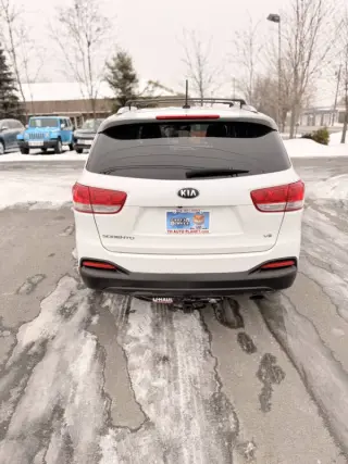 2016 Kia Sorento LX V6
