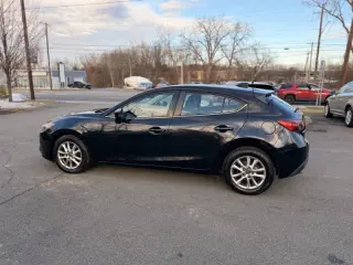 2015 Mazda MAZDA3 i Grand Touring