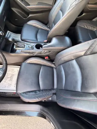 2015 Mazda MAZDA3 i Grand Touring