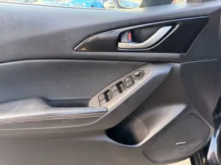 2015 Mazda MAZDA3 i Grand Touring