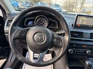 2015 Mazda MAZDA3 i Grand Touring