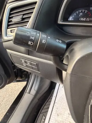 2015 Mazda MAZDA3 i Grand Touring