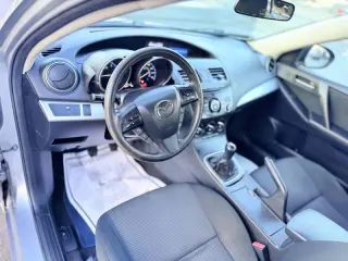 2013 Mazda MAZDA3 i Sport