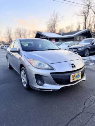 2013 Mazda MAZDA3 i Sport