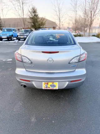 2013 Mazda MAZDA3 i Sport