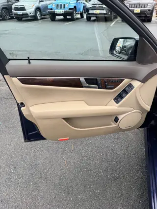 2012 Mercedes-Benz C-Class C 300 Luxury 4MATIC