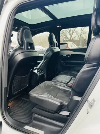 2017 Volvo XC90 T6 R-Design