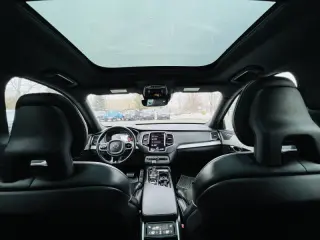 2017 Volvo XC90 T6 R-Design