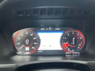 2017 Volvo XC90 T6 R-Design