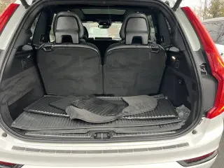 2017 Volvo XC90 T6 R-Design