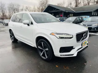 2017 Volvo XC90 T6 R-Design