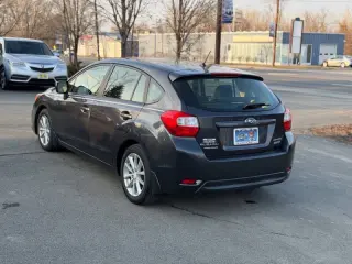 2014 Subaru Impreza 2.0i Premium