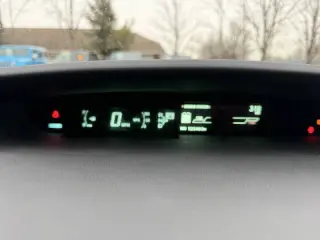 2010 Toyota Prius III