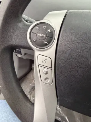 2010 Toyota Prius III