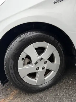2010 Toyota Prius III
