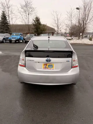 2010 Toyota Prius III