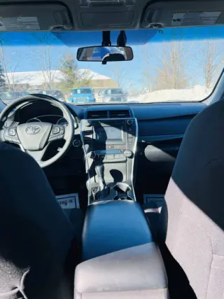 2017 Toyota Camry Hybrid LE