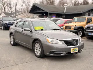 2012 Chrysler 200 Touring